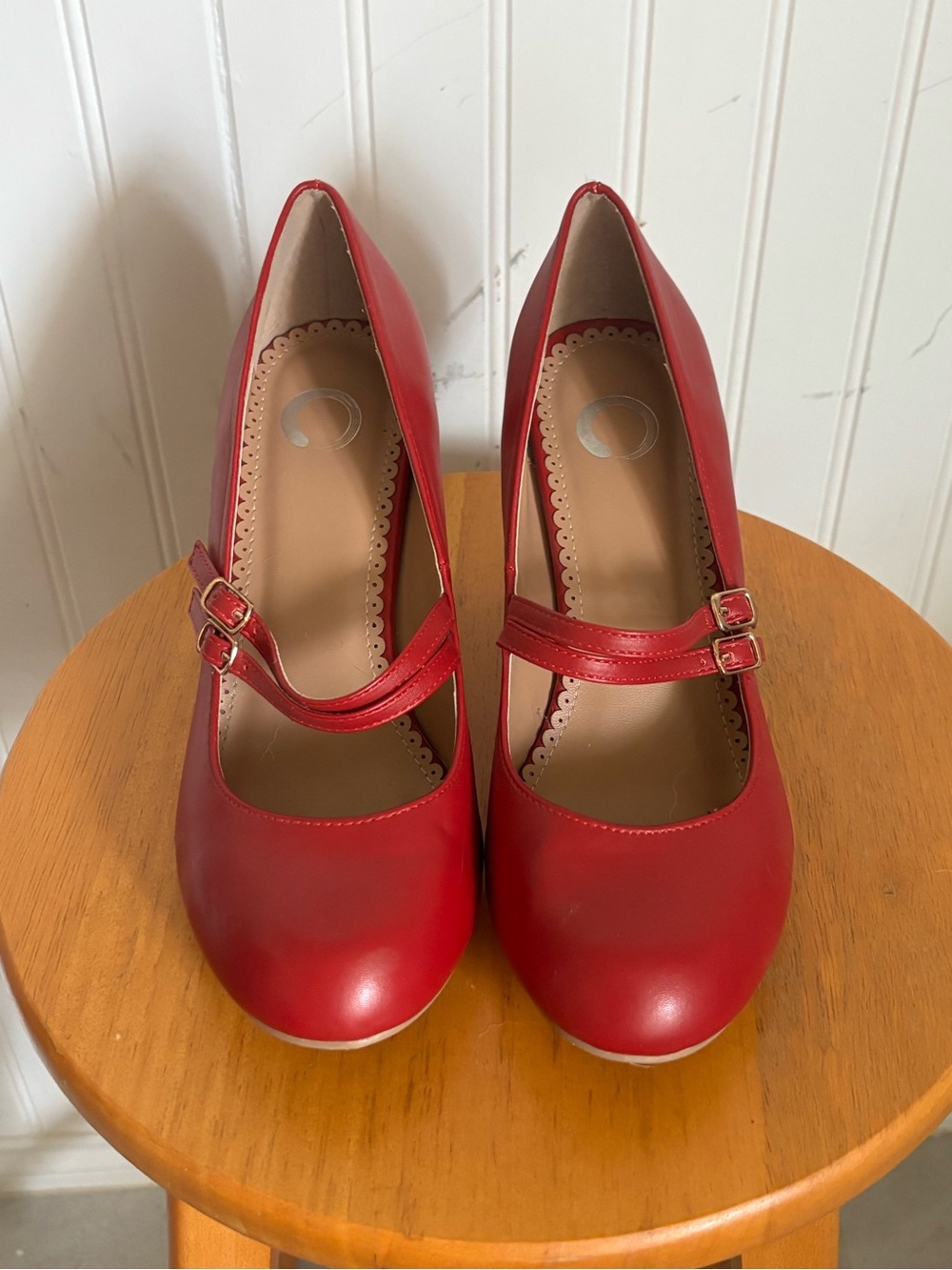 Red Mary Jane Pumps with Double Strap - Women